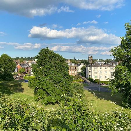 Stunning 1-Bed Flat In Heart Of Tunbridge Wells 로열턴브리지웰즈 외부 사진