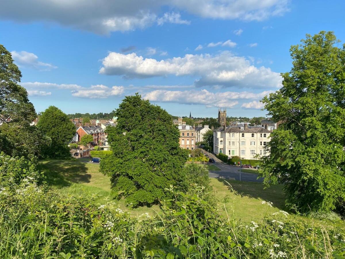 Stunning 1-Bed Flat In Heart Of Tunbridge Wells 로열턴브리지웰즈 외부 사진